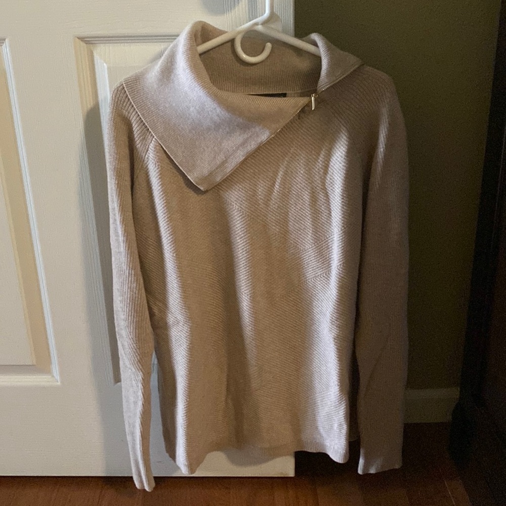 WHBM Ribbed Zip Pullover